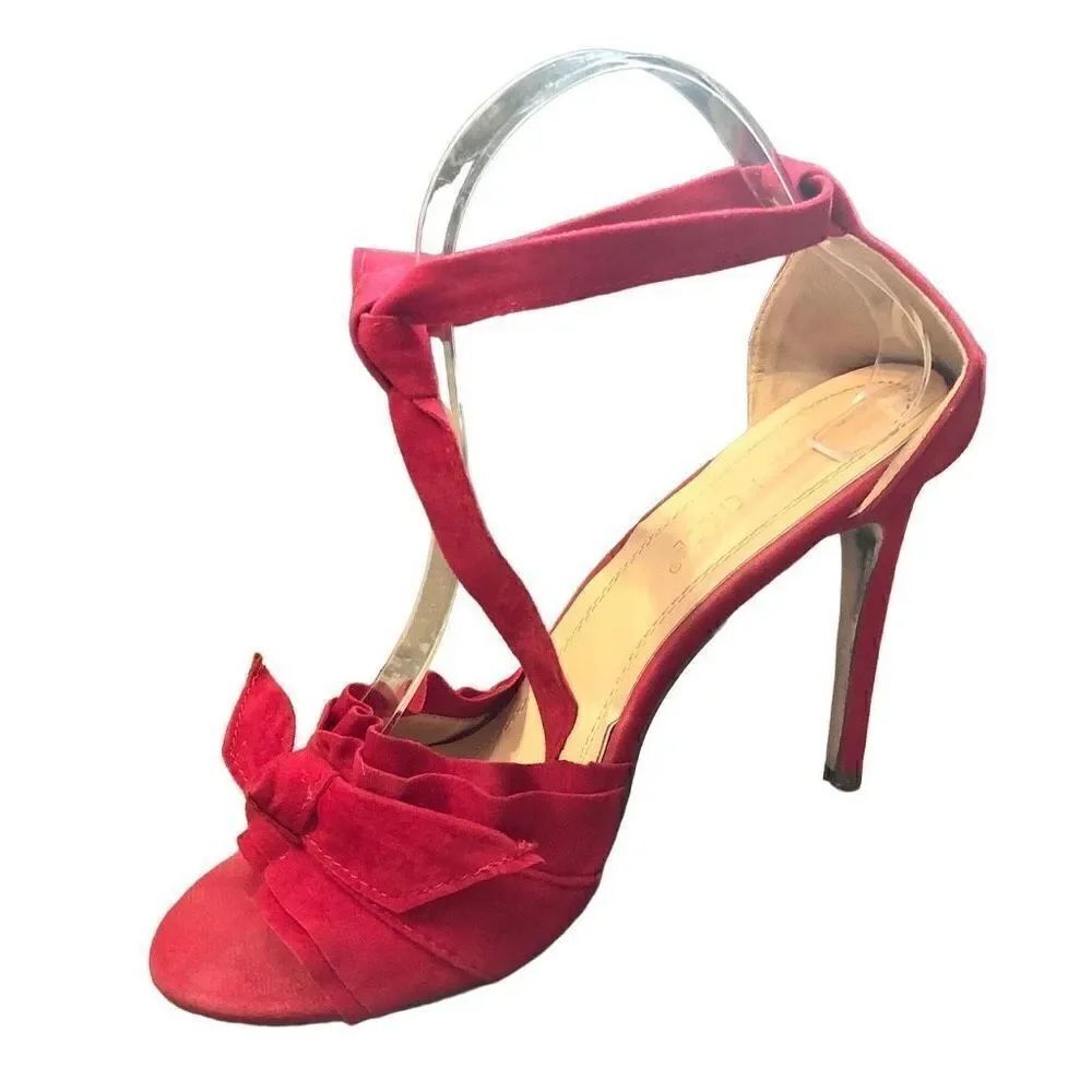 Chase + Chloe Women’s Red Gigi-32 Pumps Size 8